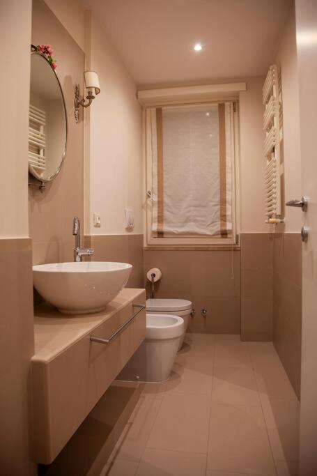 Roma, Gemelli Casa Eleganza, Resort Modernista Esterno foto