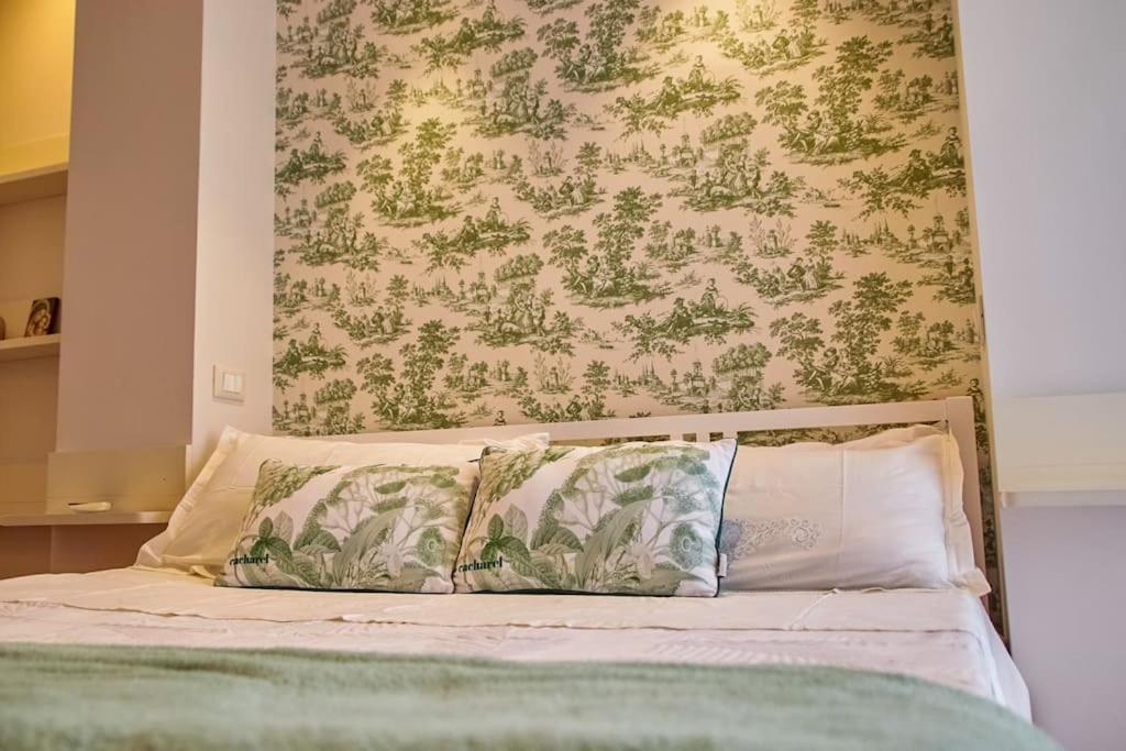 Roma, Gemelli Casa Eleganza, Resort Modernista Esterno foto